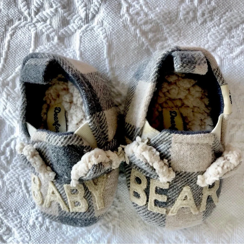 Unisex Dearfoams Plaid Baby Bear Cozy Sherpa Slippers | 6–9 Months